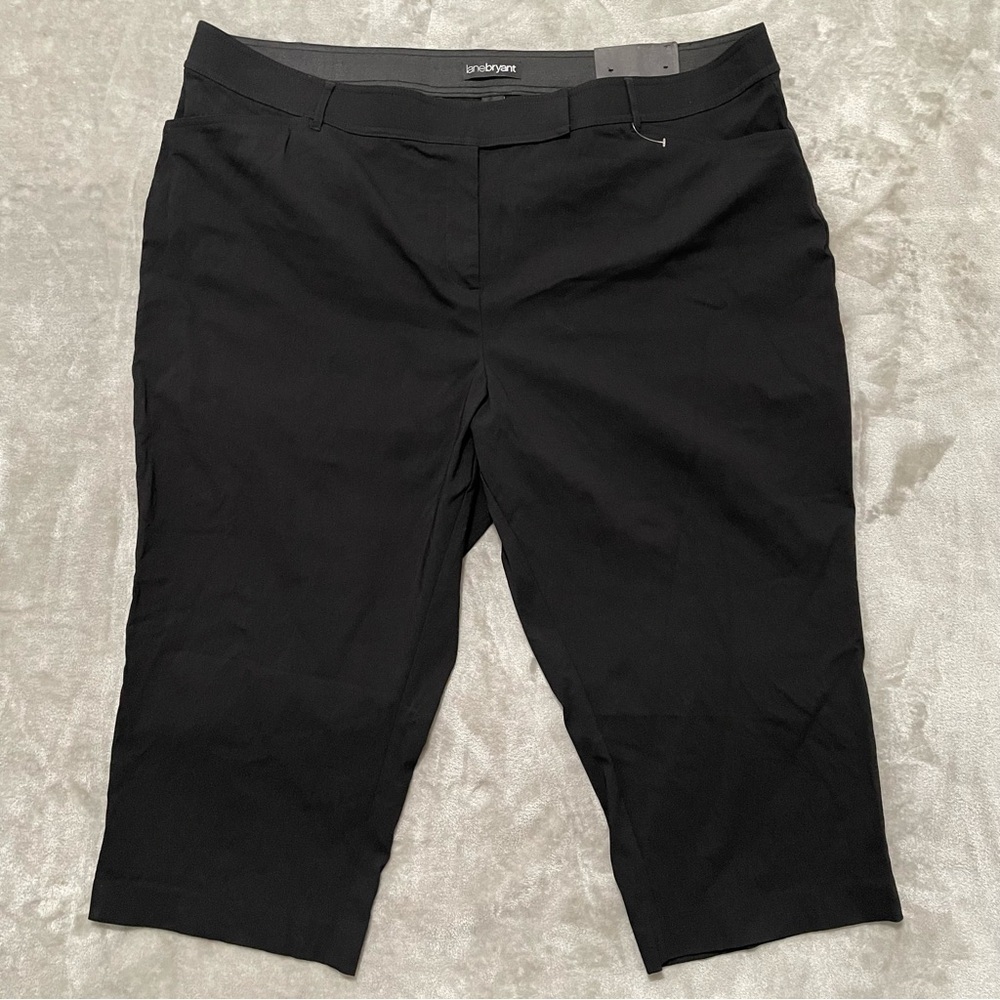 NWT Lane Bryant Black Classic Trouser Bermuda Shorts Size 28 Plus New
